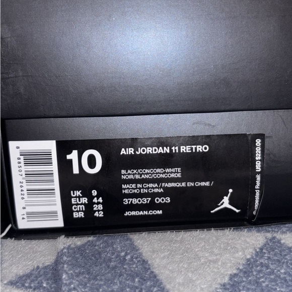 Jordan 11 Space Jam - Picture 5 of 5